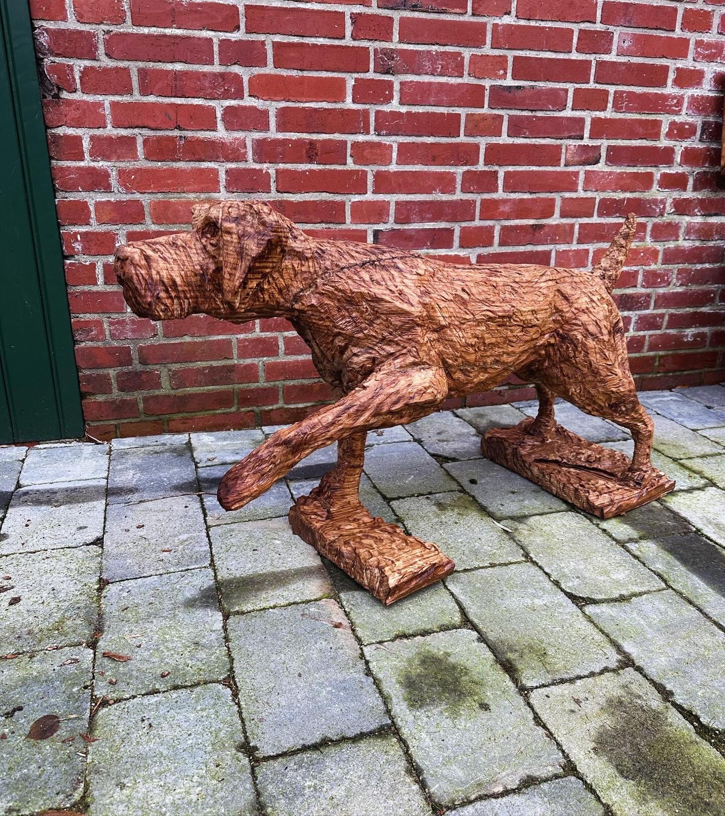 Hund aus Holz (in Bewegung)