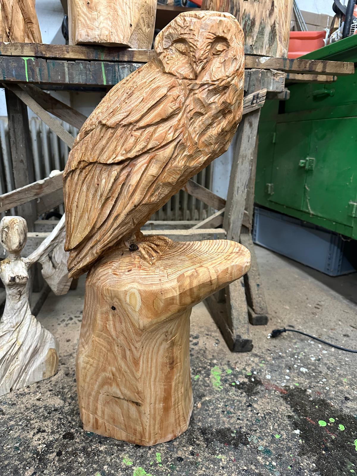 Eule aus Holz – Bild 3