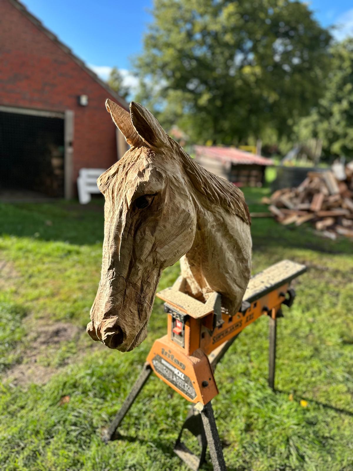 Pferdekopf Holz